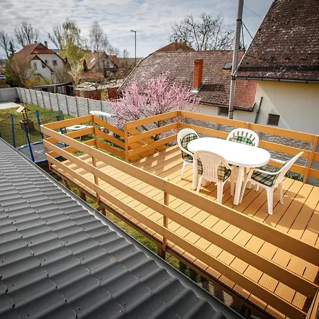 Olivia House * Balatonboglar