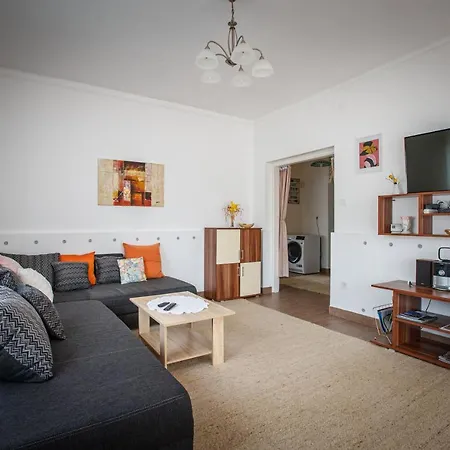 Olivia House * Balatonboglar