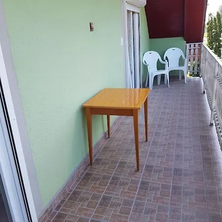 Olivia House Balatonboglar