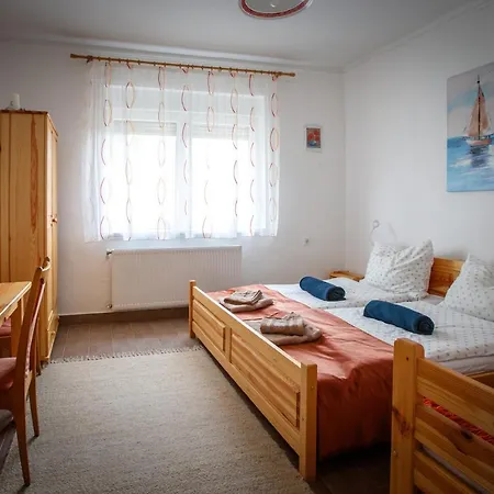 Olivia House * Balatonboglar